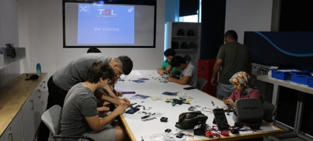 Do It Yourself (Kendin Yap) Drone Eğitimi