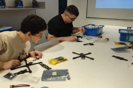 Drone Programlama Eğitiminde Uçuşun Keyfini Yaşadık.