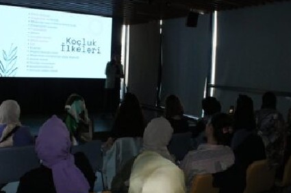 Bu Eğitim Sayesinde Artık Kendimize Koçluk Yapabiliriz.