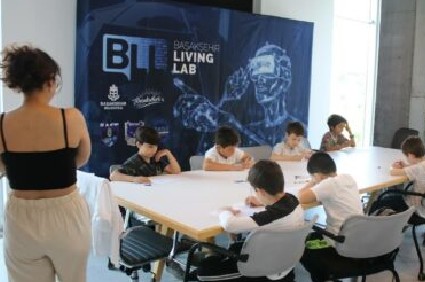 Çocuklarla Oyunlaştırma İle Algoritma Eğitiminde Buluşuldu