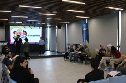 Eğitim  Ve Öğretim Dünyamıza Yeni Bir Bakış Açısı Kazandık .