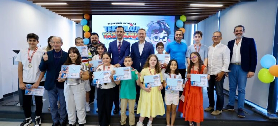 Genç Beyinler Başakşehir’de Yetişiyor.