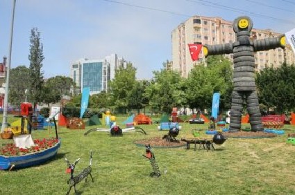 Geri Dönüşen Park