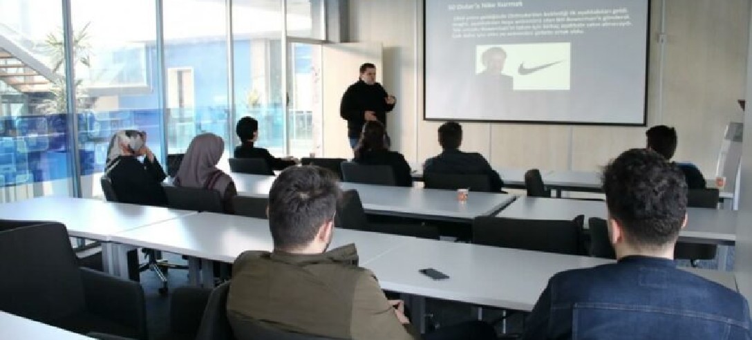 Girişimci Olmak İsteyenlere İlham Veren Bir Seminer: “Girişimcilik Başarı Hikayeleri”